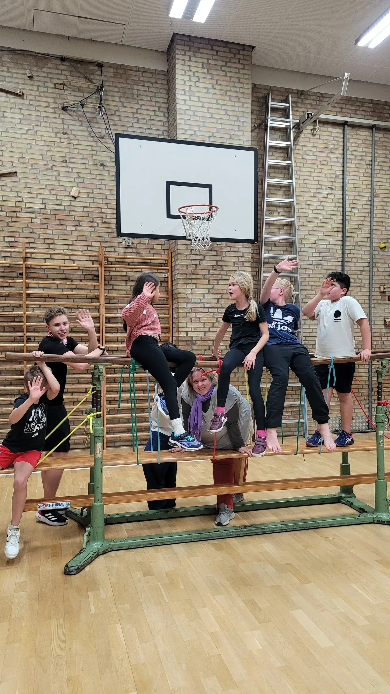 Kinderturnen in der Schönberger Turnhalle